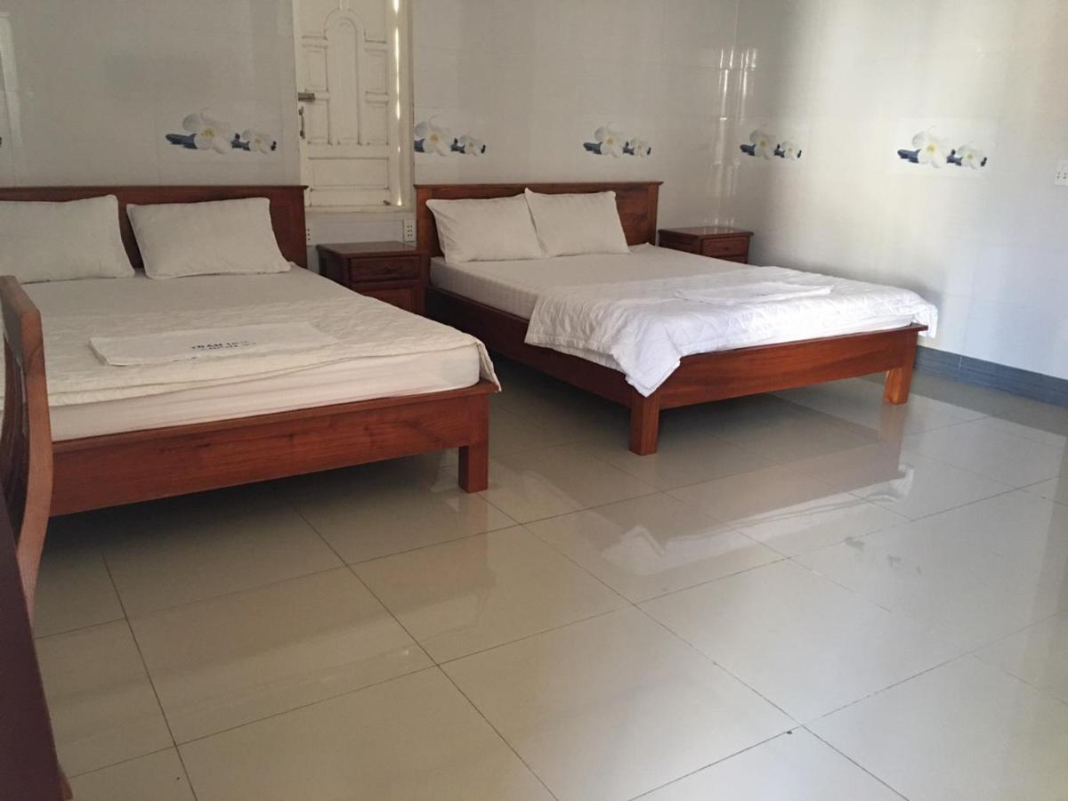 Aparthotel Nha Nghi Tran Duc Phú Mỹ Exterior foto